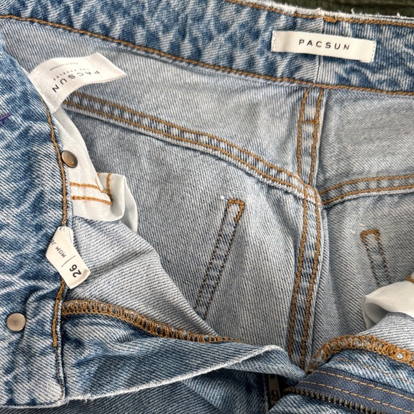 PacSun Light Blue Distressed Boyfriend Jeans - Picture 2 of 3